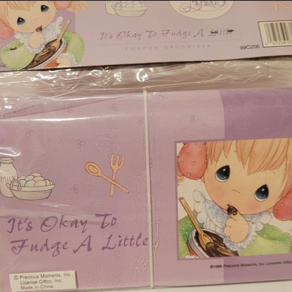Vintage Precious Moments Coupon Organizer New in packaging - Picture 3 of 7